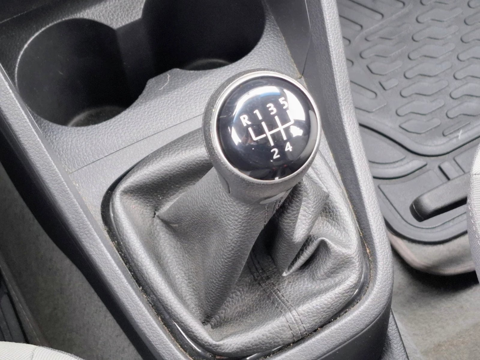 Volkswagen Gol 2022 - Imagen 19 de 20