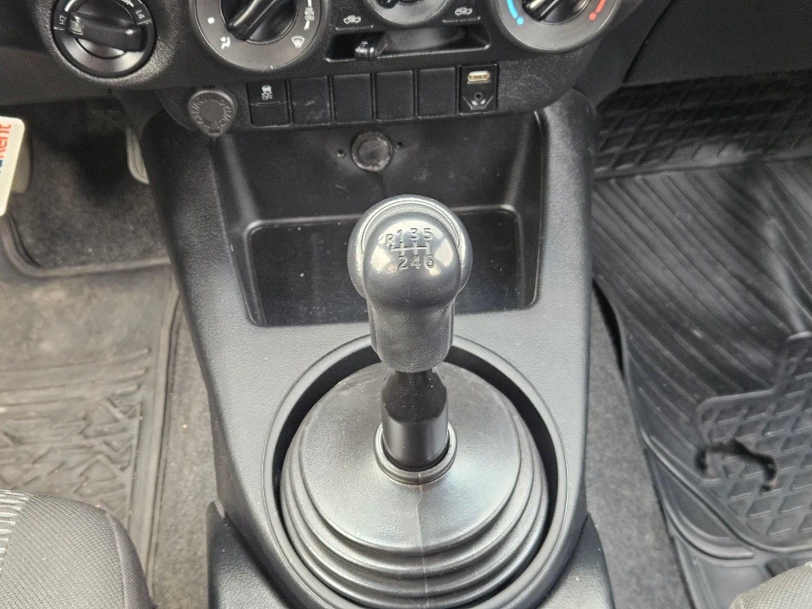 Toyota Hilux 2023 - Imagen 19 de 20