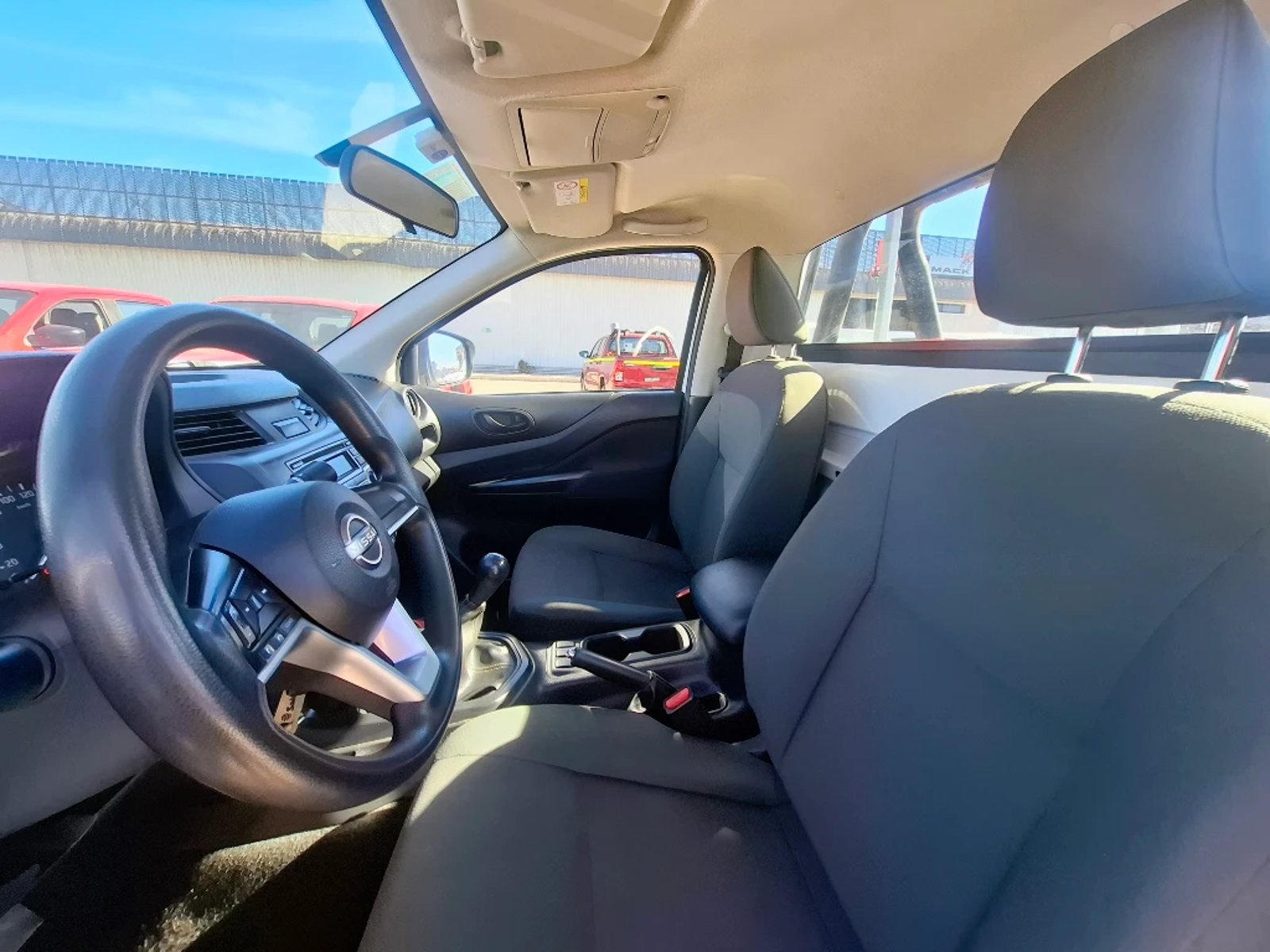 Nissan Navara 2023 - Imagen 15 de 20
