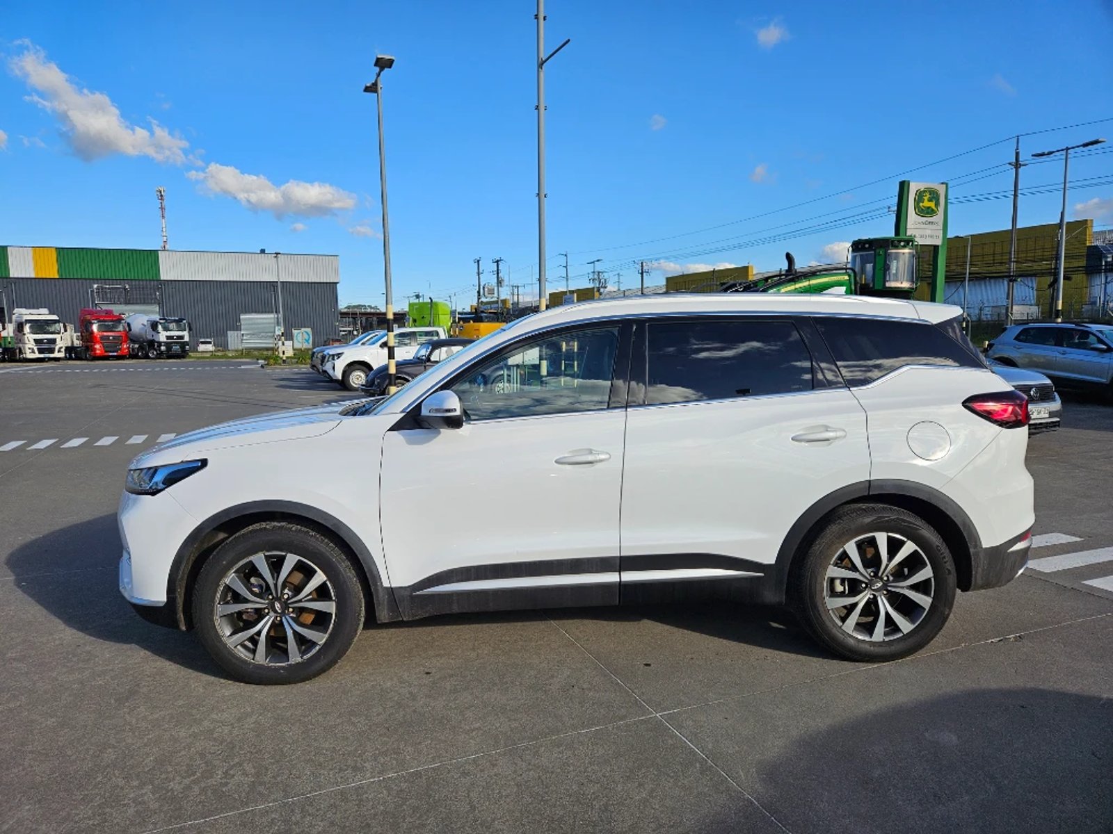 Chery Tiggo 2023 - Imagen 8 de 20