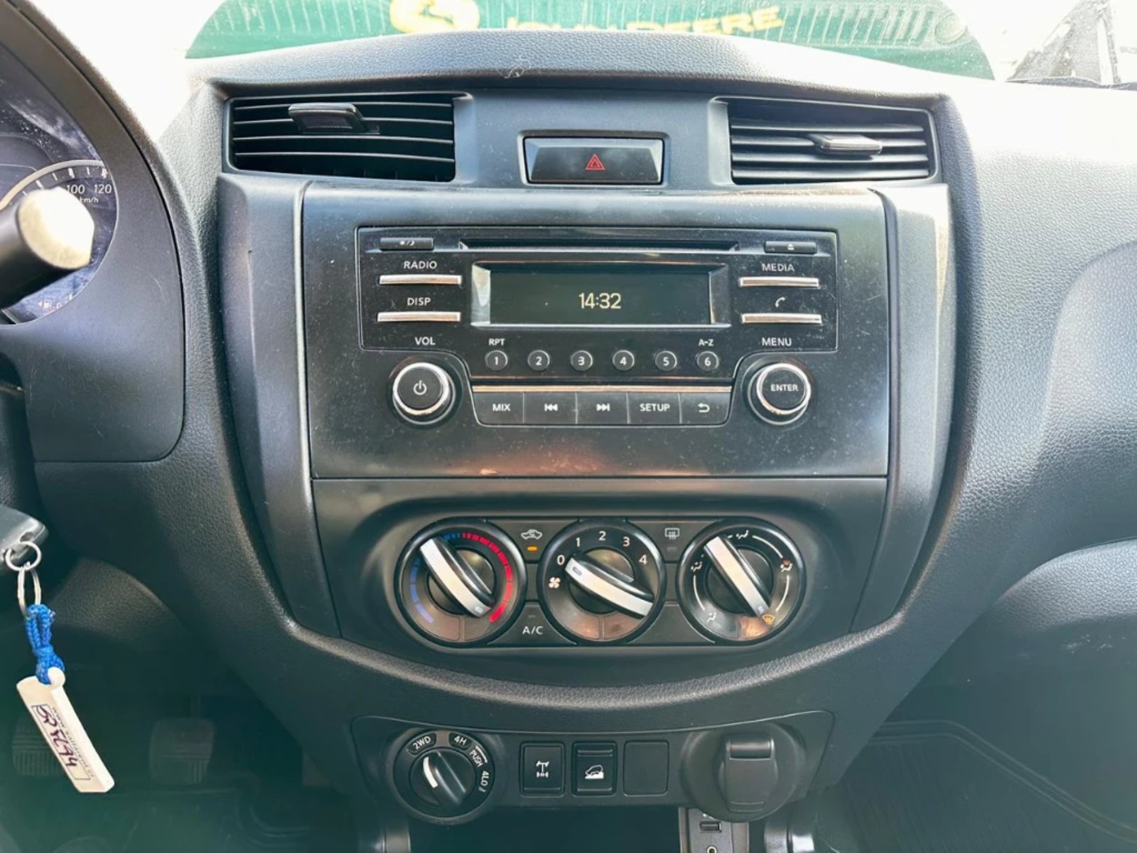 Nissan Navara 2023 - Imagen 17 de 20