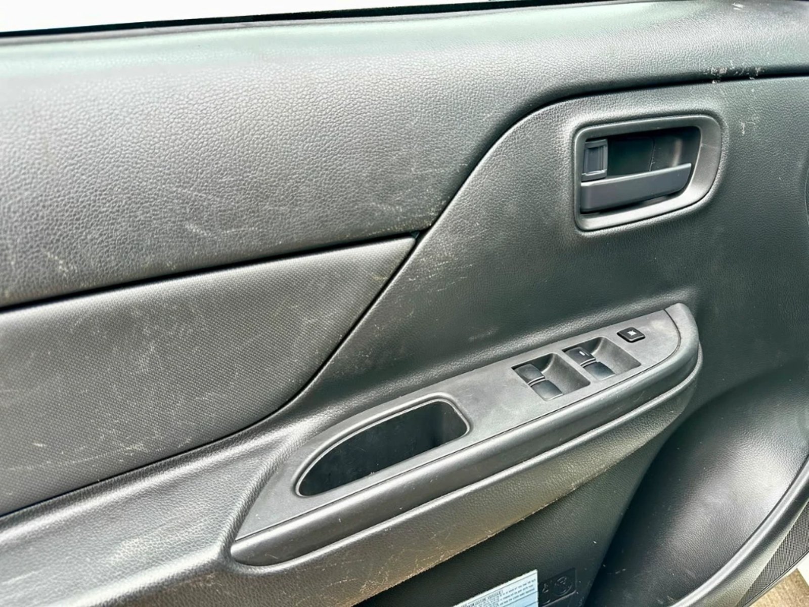 Mitsubishi L200 2023 - Imagen 18 de 20