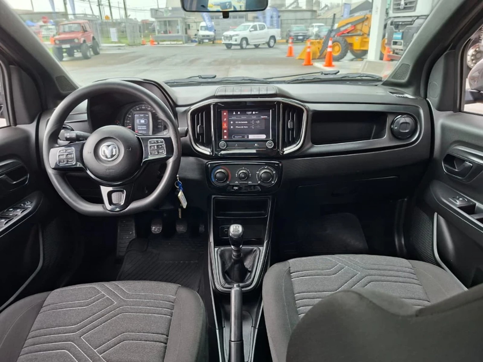 RAM 700 2023 - Imagen 15 de 20