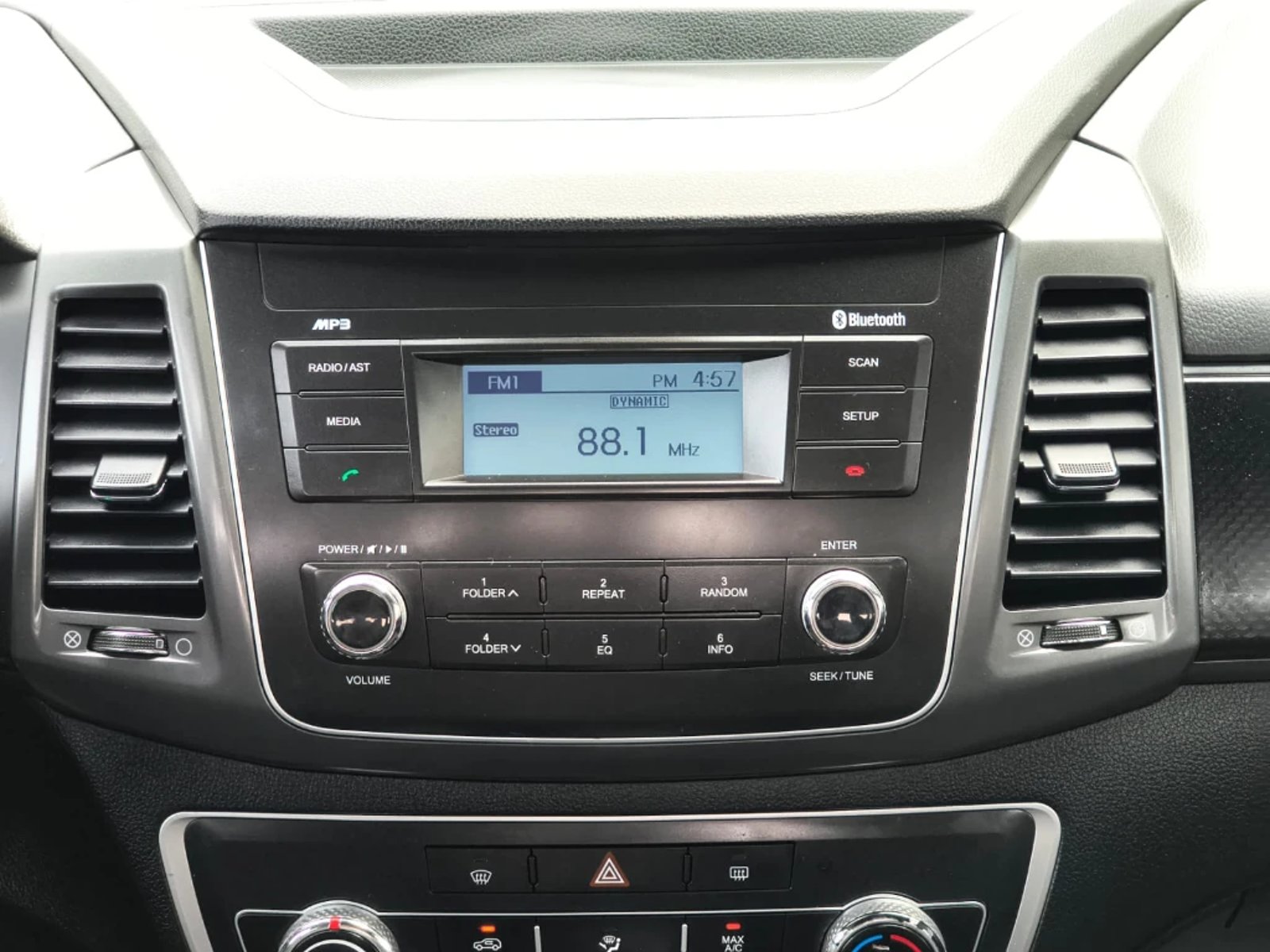 SsangYong Grand musso 2023 - Imagen 20 de 20