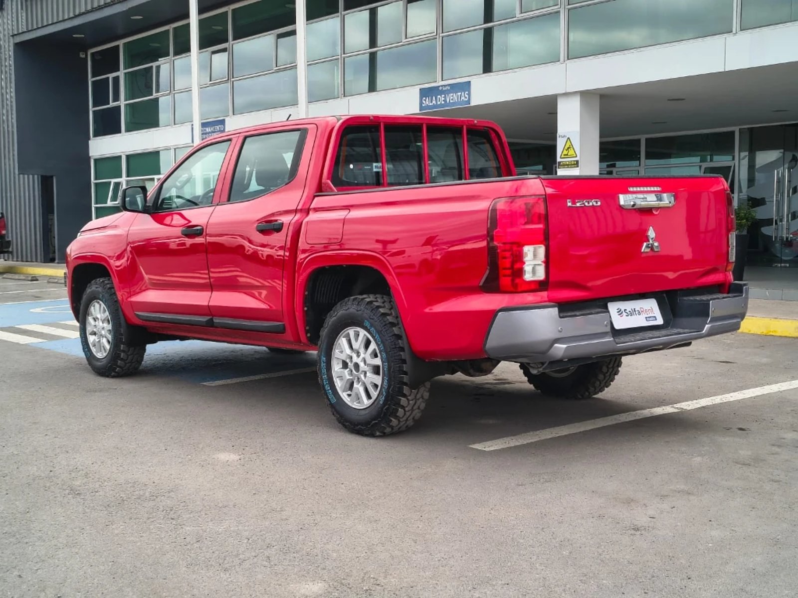 Mitsubishi L200 2024 - Foto 4 de 20