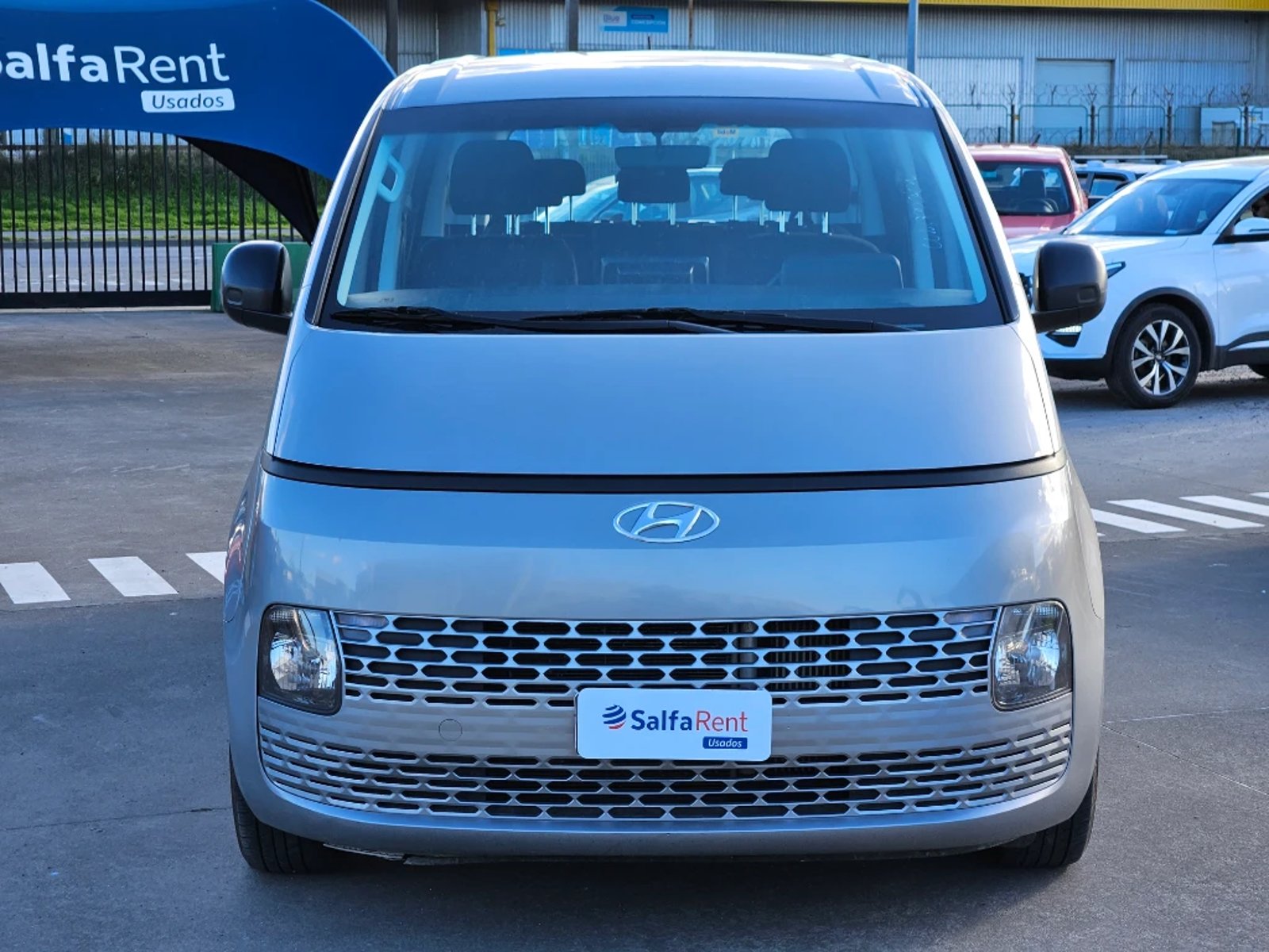 Hyundai Staria 2024 - Foto 2 de 20