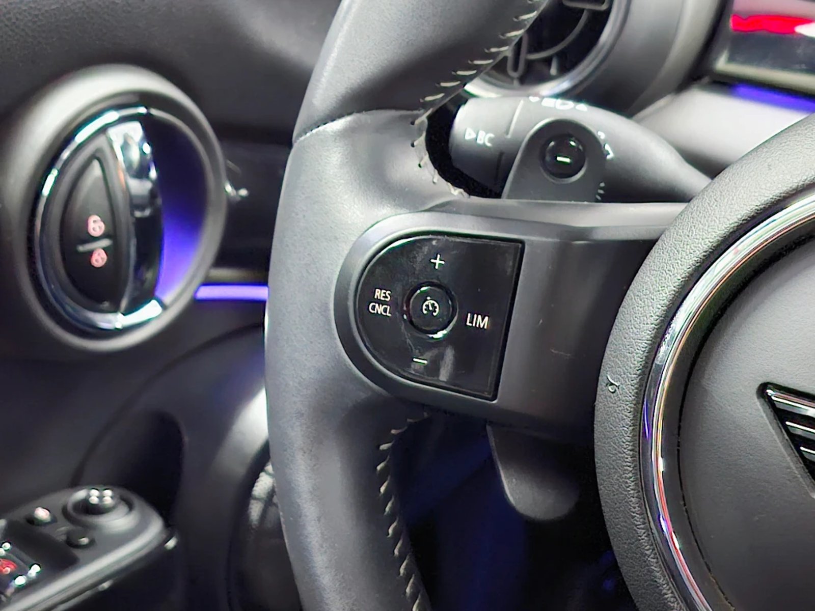 MINI COOPER S 2024 - Imagen 13 de 20