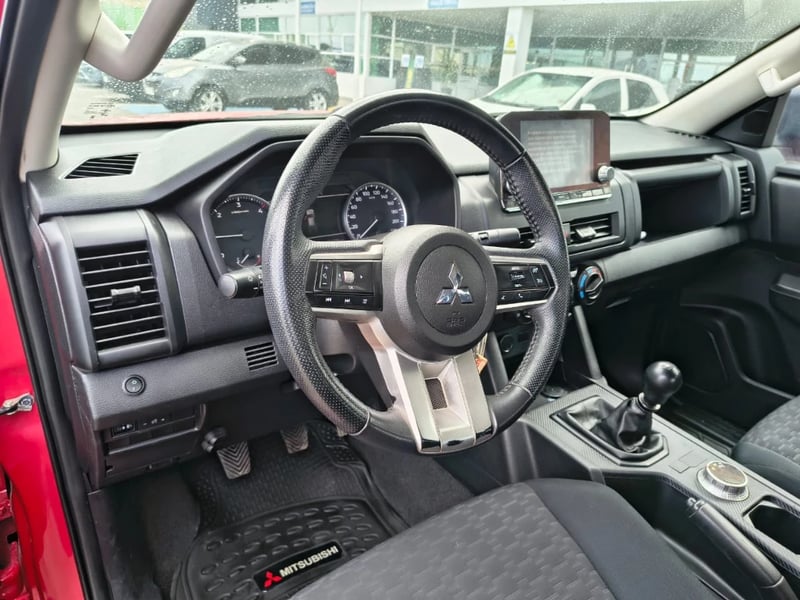 Mitsubishi L200 2024 - Imagen 11 de 20