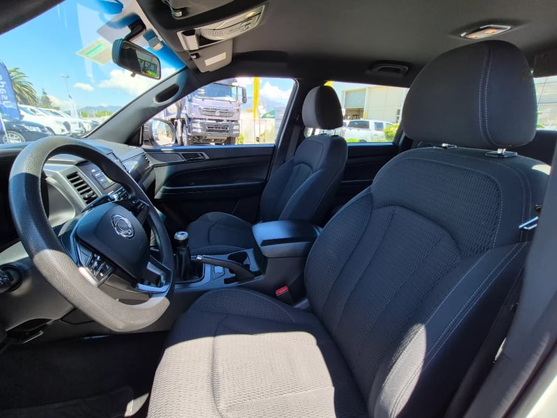 SsangYong Grand musso 2023 - Imagen 14 de 20