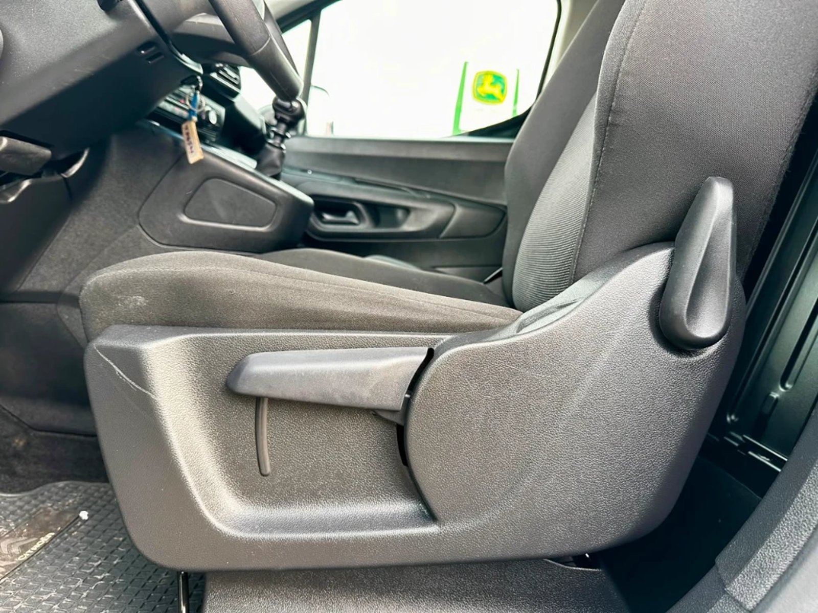 Citroën Berlingo 2024 - Imagen 7 de 20
