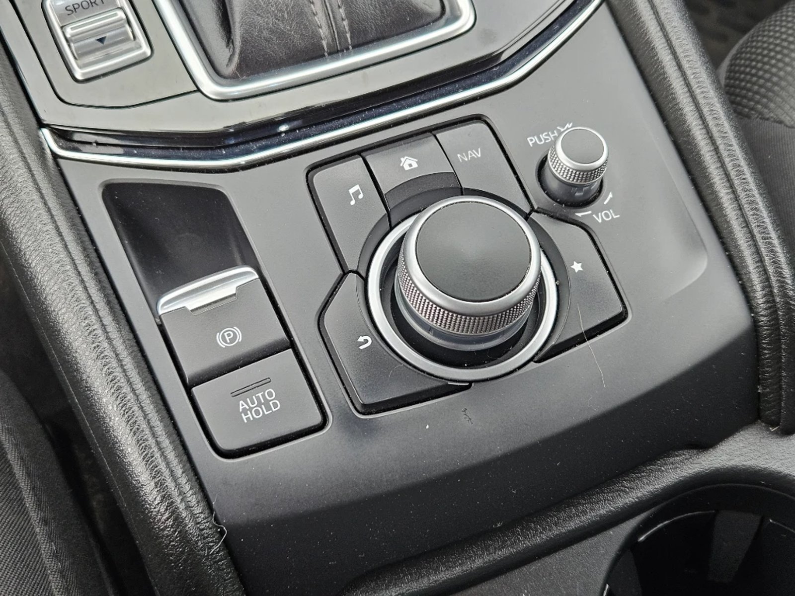 MAZDA CX-5 2022 - Imagen 19 de 20