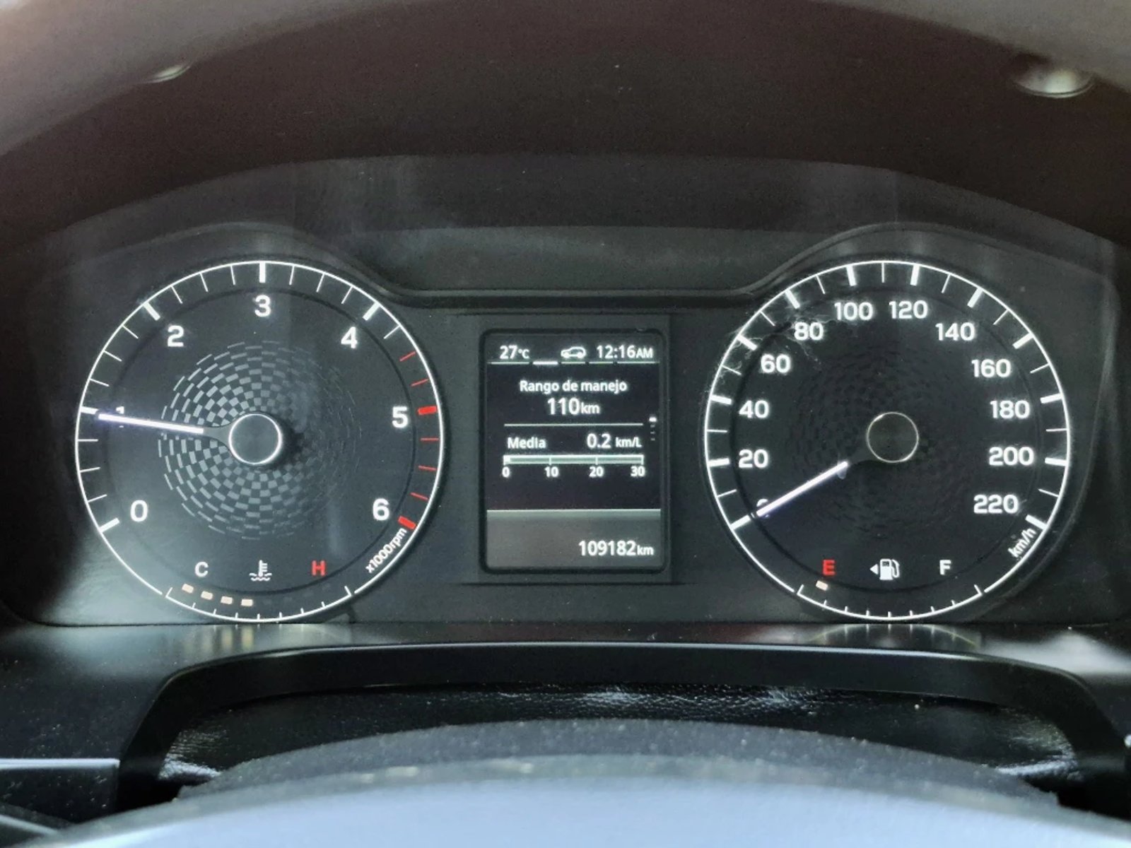 SSANGYONG GRAND MUSSO 2023 - Imagen 18 de 20