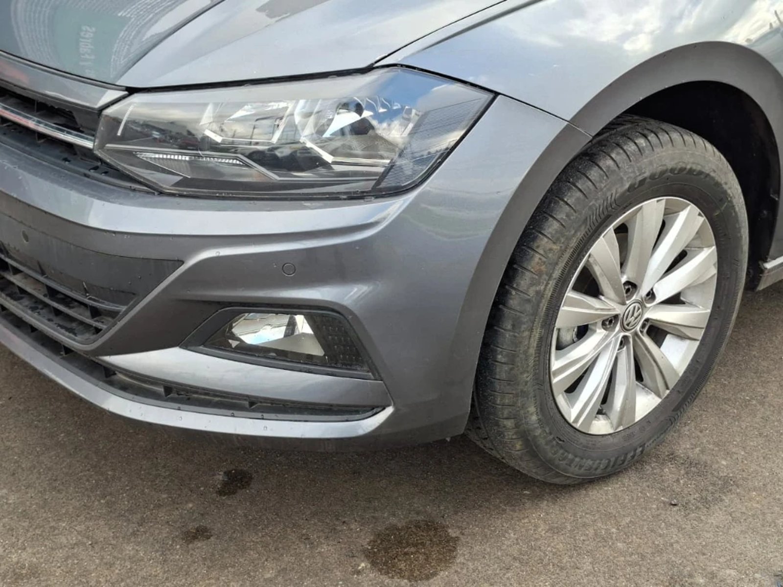 VOLKSWAGEN VIRTUS 2023 - Imagen 12 de 20