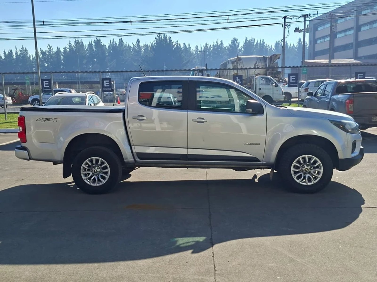 CHEVROLET COLORADO 2023 - Imagen 4 de 20