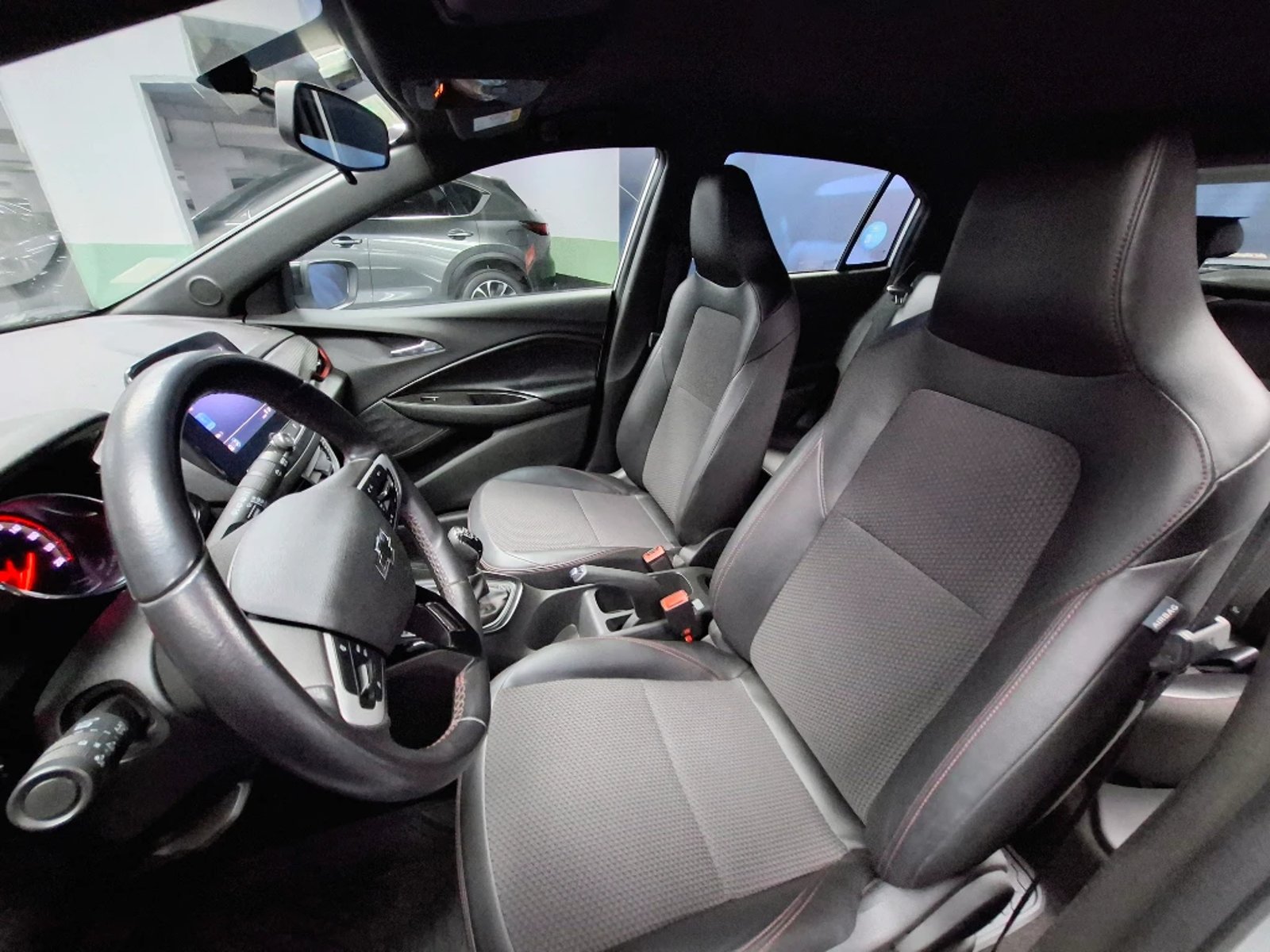 CHEVROLET ONIX 2023 - Imagen 12 de 20