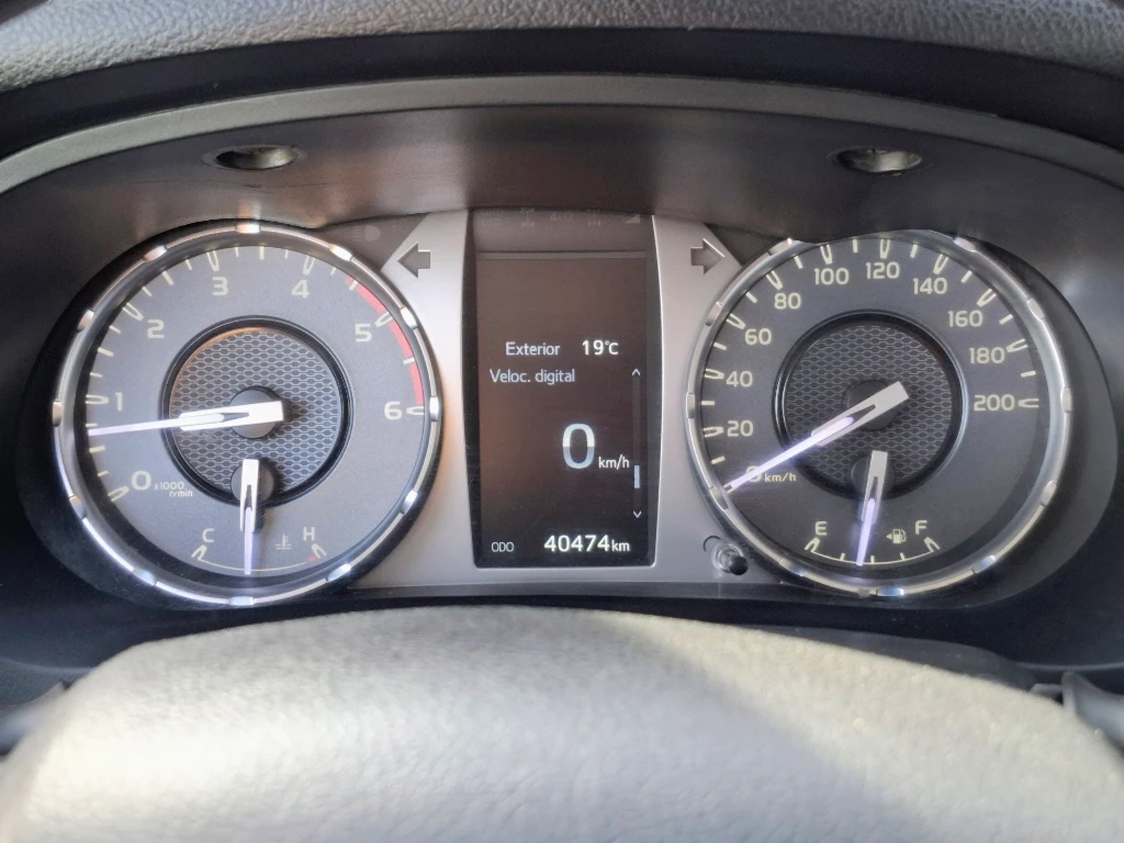 Toyota Hilux 2023 - Imagen 15 de 20