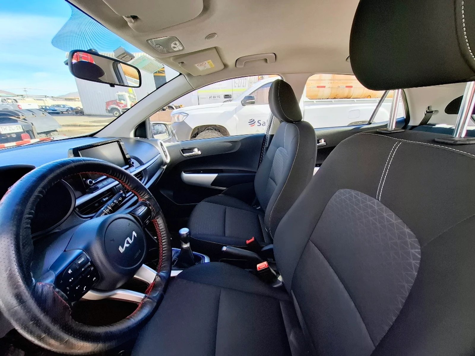 KIA MORNING 2023 - Imagen 12 de 20