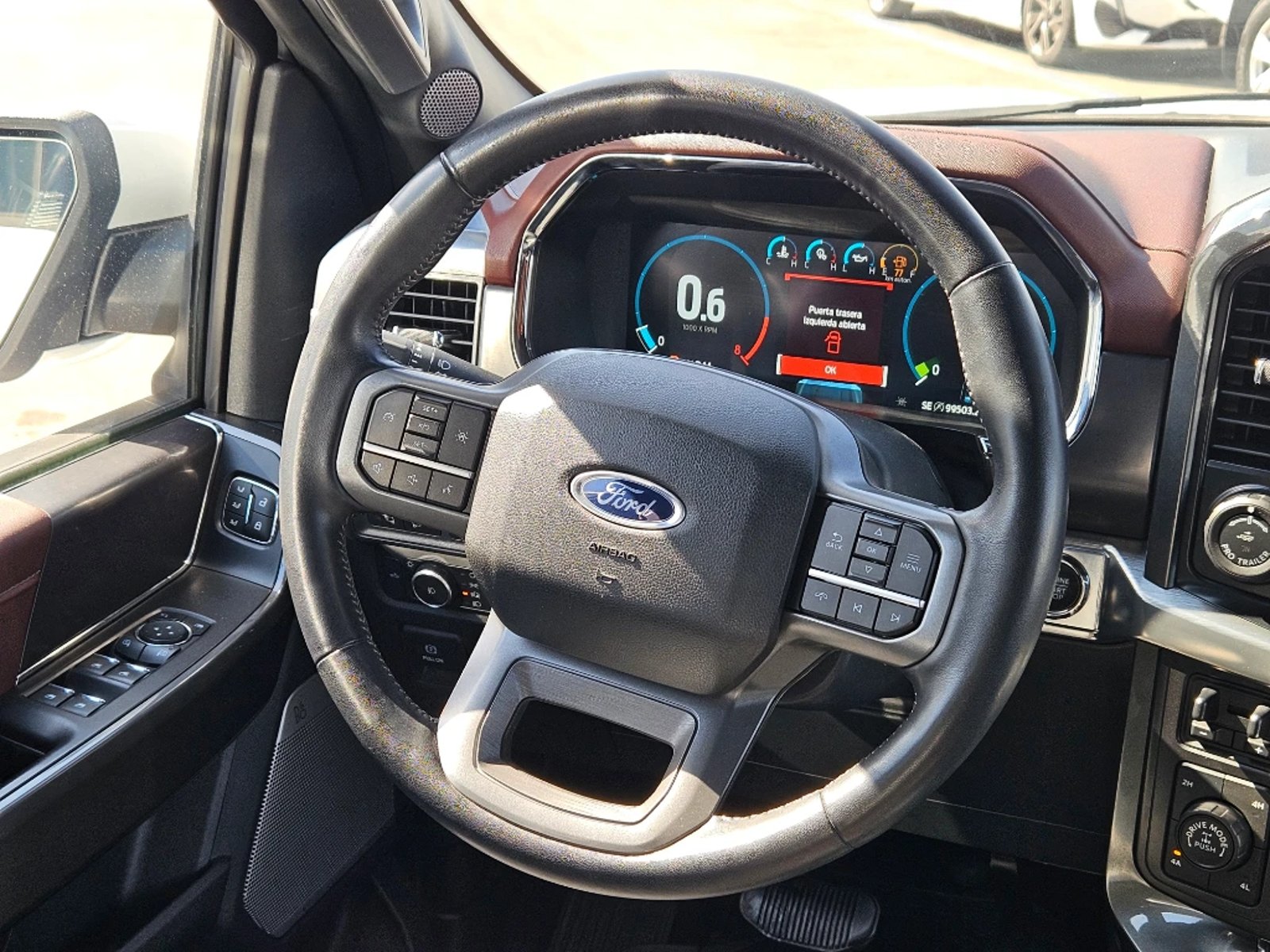 Ford F-150 2022 - Imagen 13 de 20