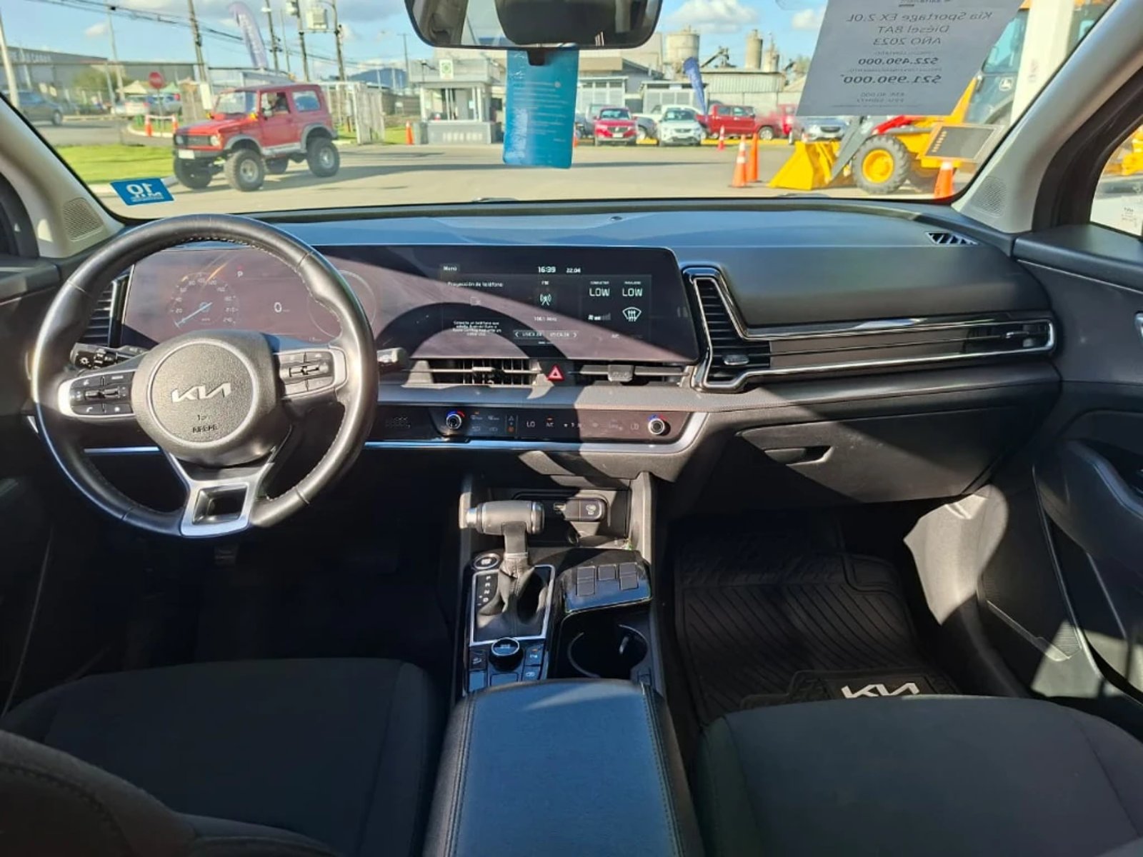 KIA SPORTAGE 2023 - Imagen 16 de 20