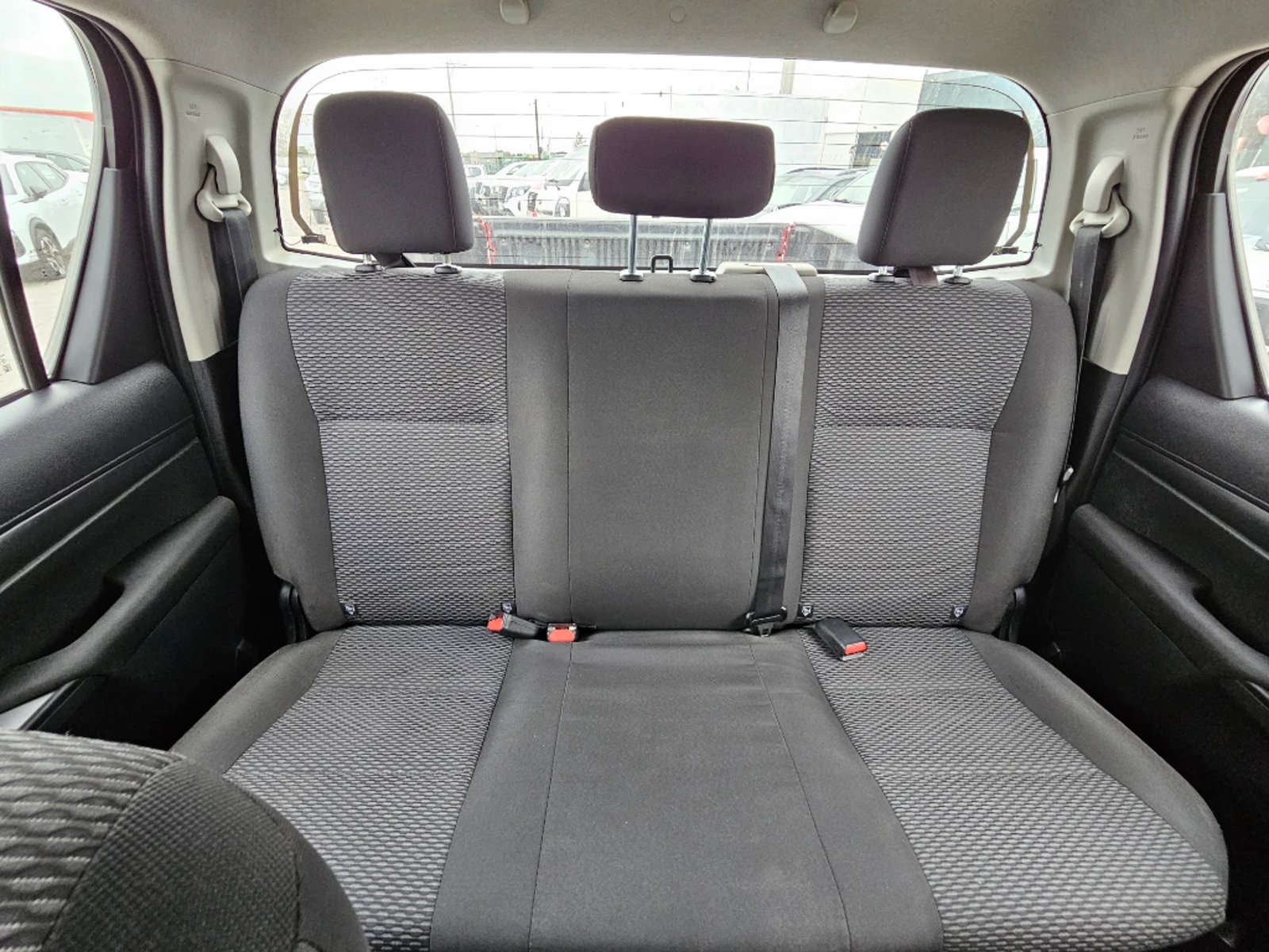 TOYOTA HILUX 2023 - Imagen 19 de 20