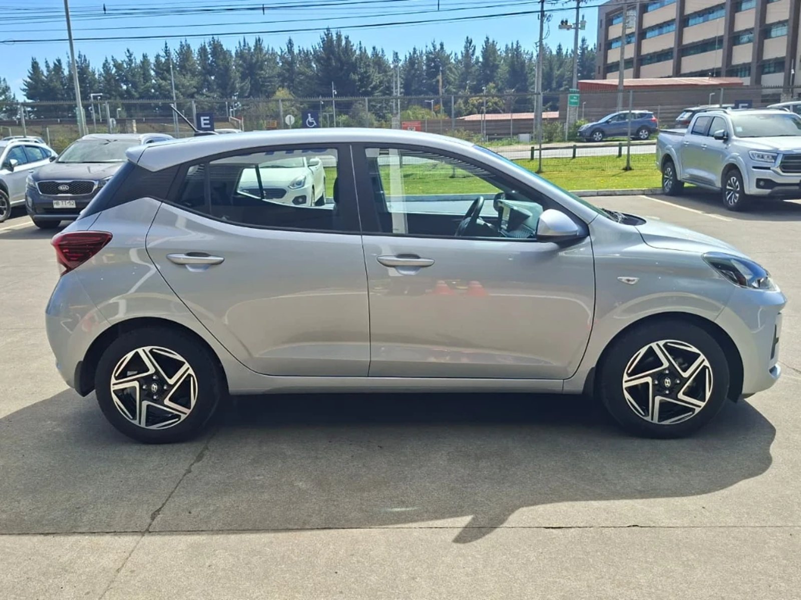 Hyundai Grand i10 2025 - Foto 4 de 20