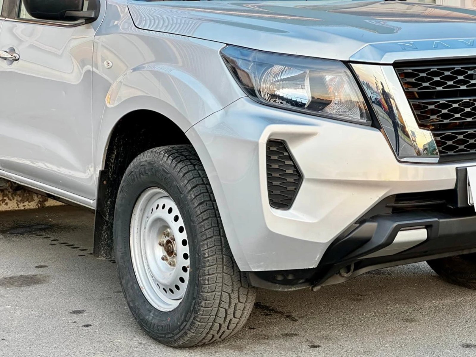 NISSAN NAVARA 2023 - Imagen 10 de 20