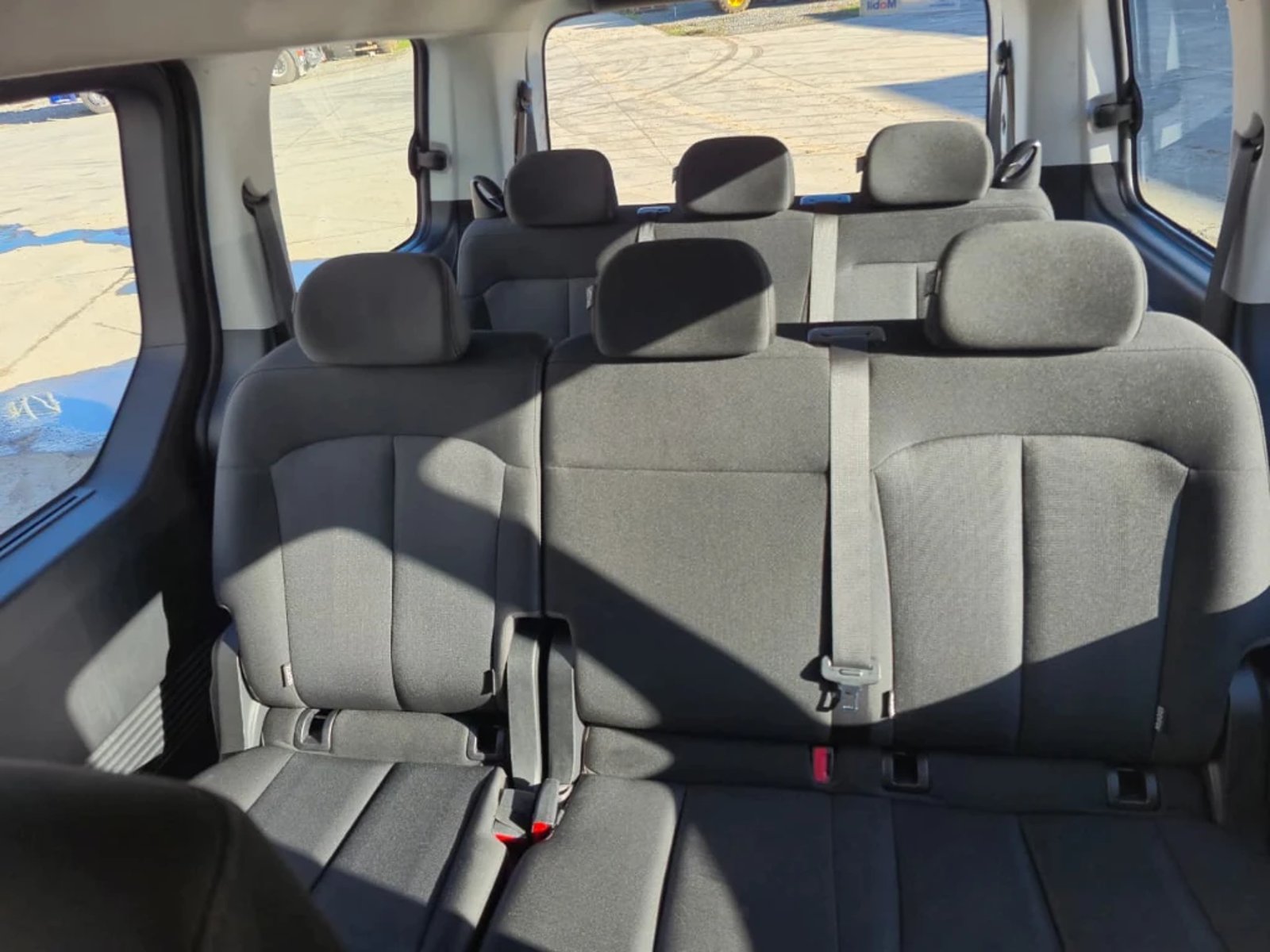 Hyundai Staria furgón 2024 - Imagen 16 de 20
