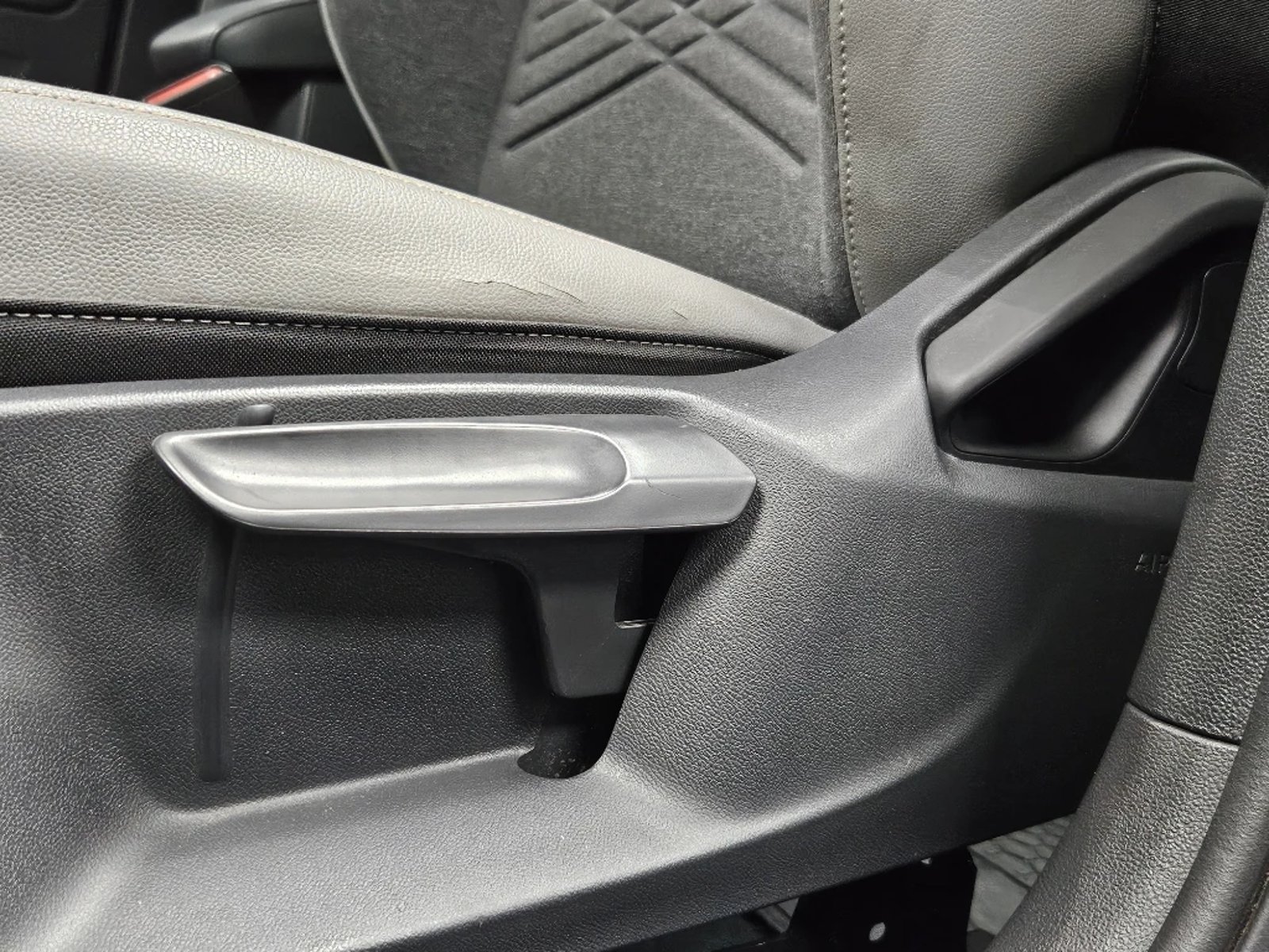 VOLKSWAGEN TAOS 2022 - Imagen 13 de 20