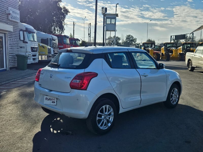 Suzuki Swift 2023 - Imagen 5 de 20