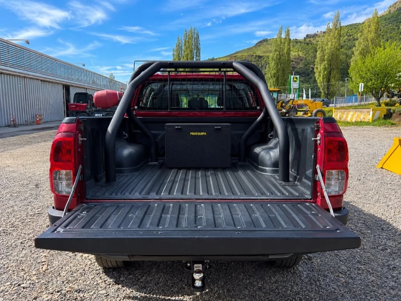 Toyota Hilux 2024 - Imagen 7 de 19
