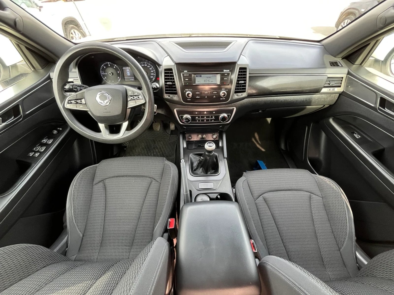 SSANGYONG GRAND MUSSO 2023 - Imagen 14 de 20