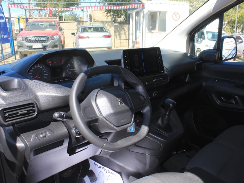 Peugeot Partner 2024 - Imagen 18 de 20
