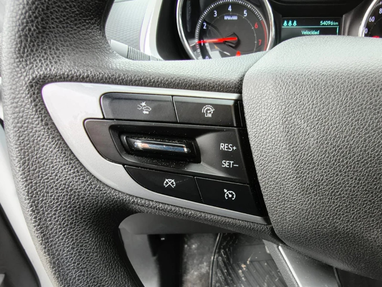 Chevrolet Tracker 2024 - Imagen 19 de 20