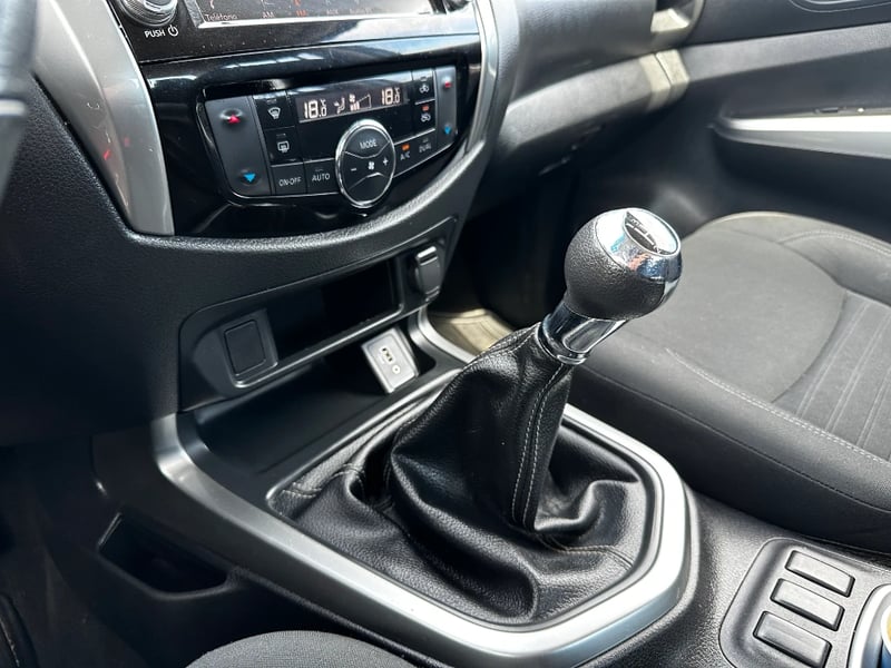 Nissan Navara 2023 - Imagen 18 de 20