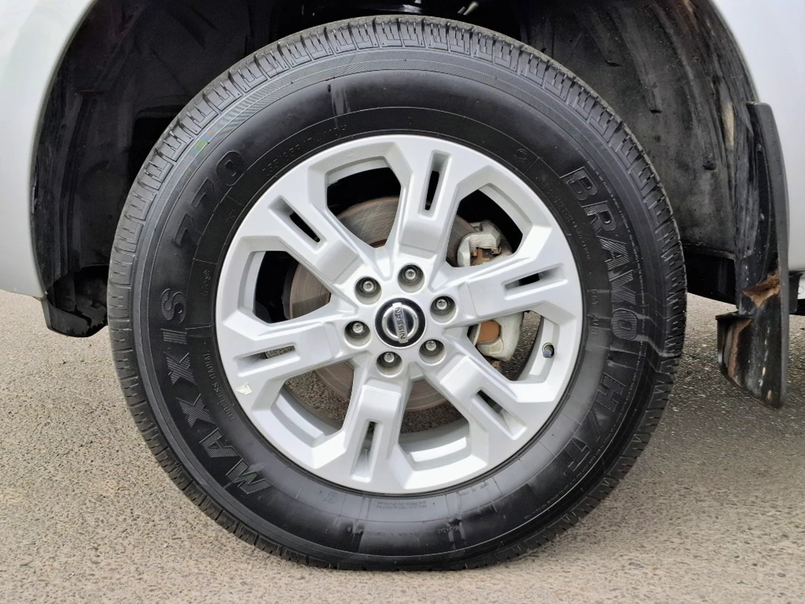 NISSAN NAVARA 2023 - Imagen 9 de 20