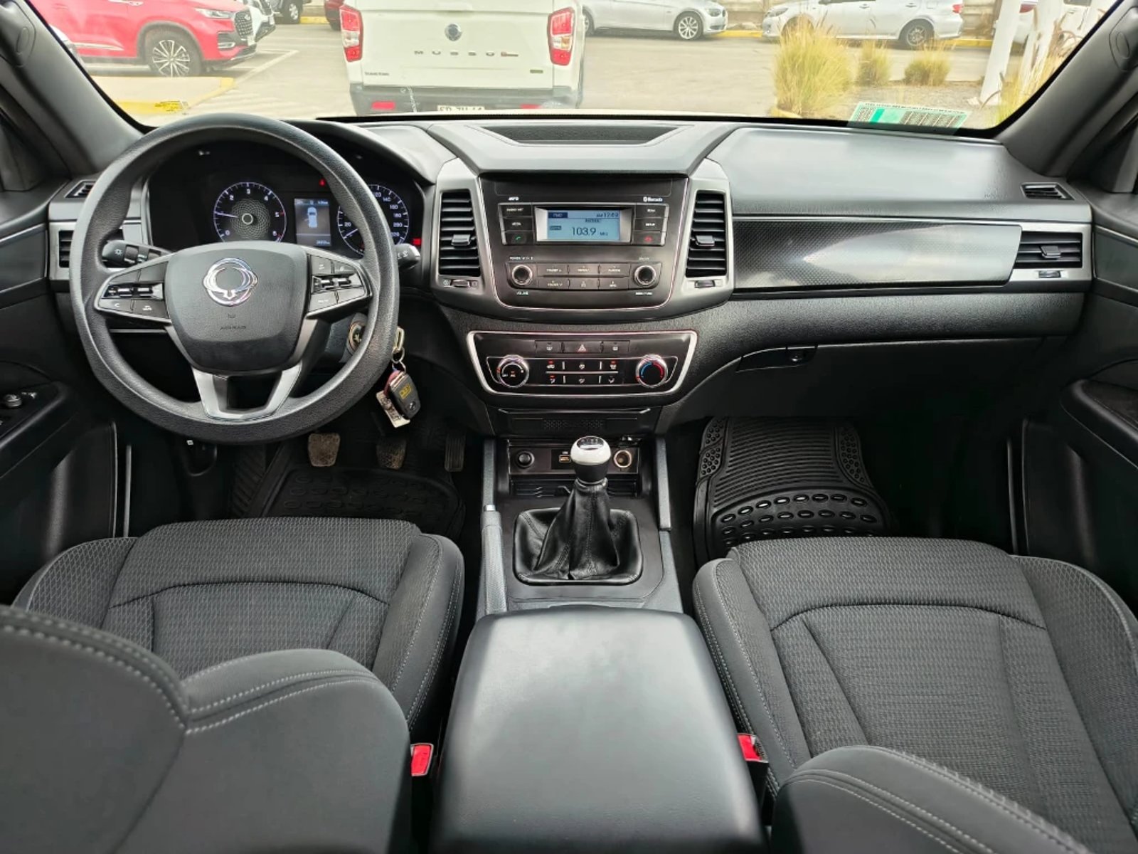SsangYong Grand musso 2023 - Imagen 12 de 20