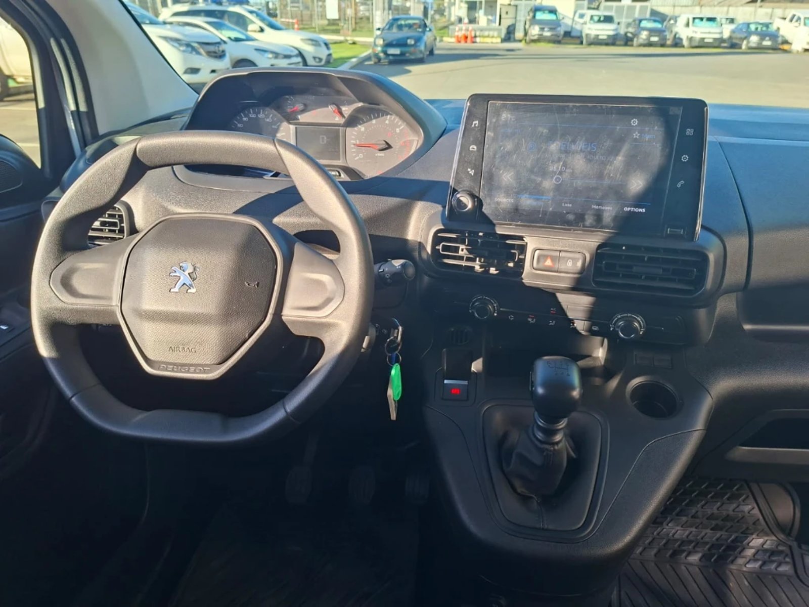Peugeot Partner 2024 - Imagen 18 de 20