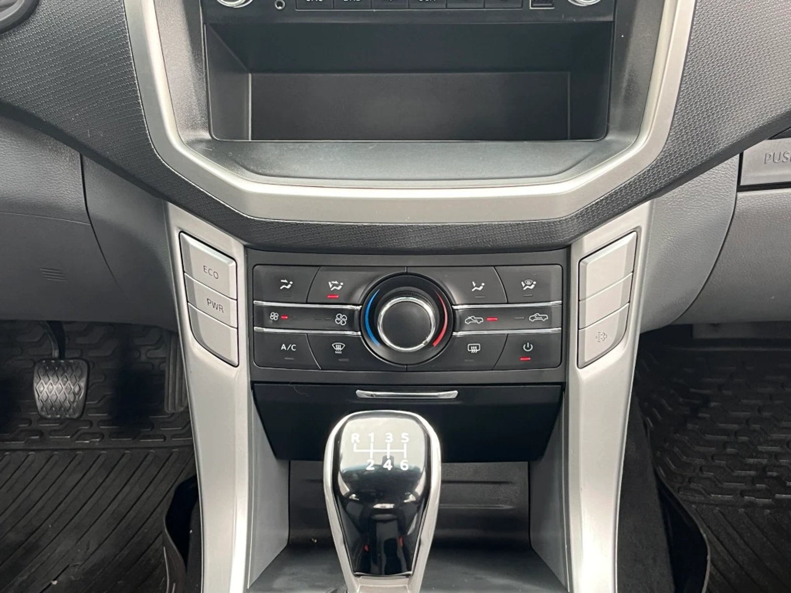 MAXUS T60 2023 - Imagen 17 de 20