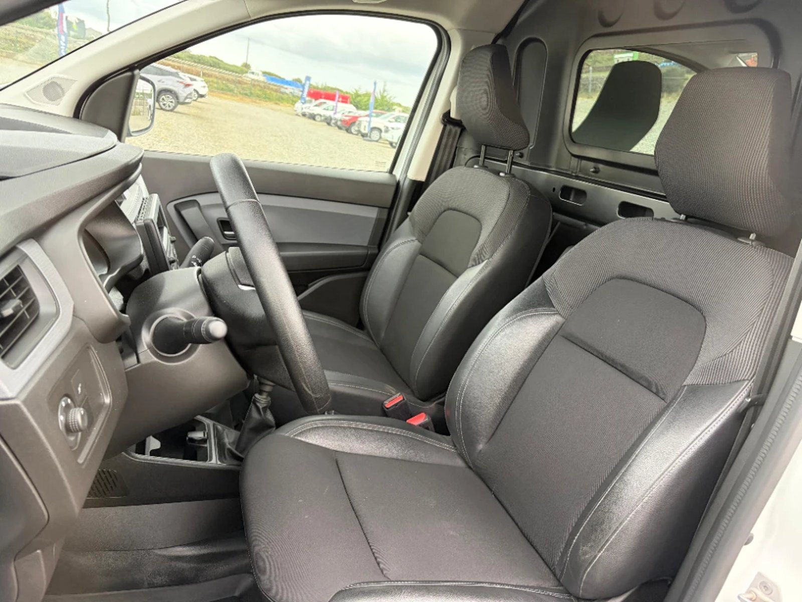 RENAULT EXPRESS 2023 - Imagen 13 de 20