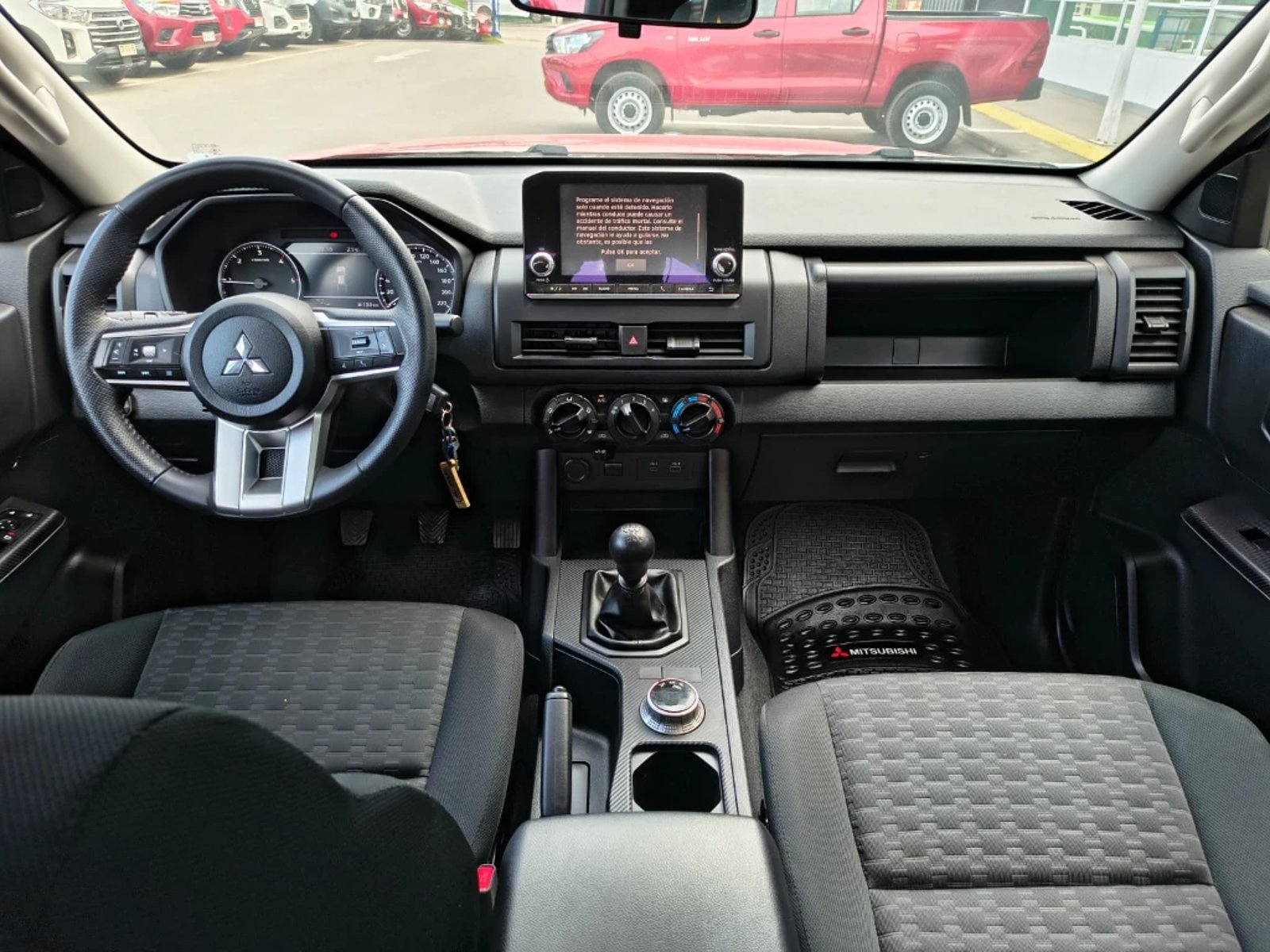 Mitsubishi L200 2024 - Imagen 11 de 20