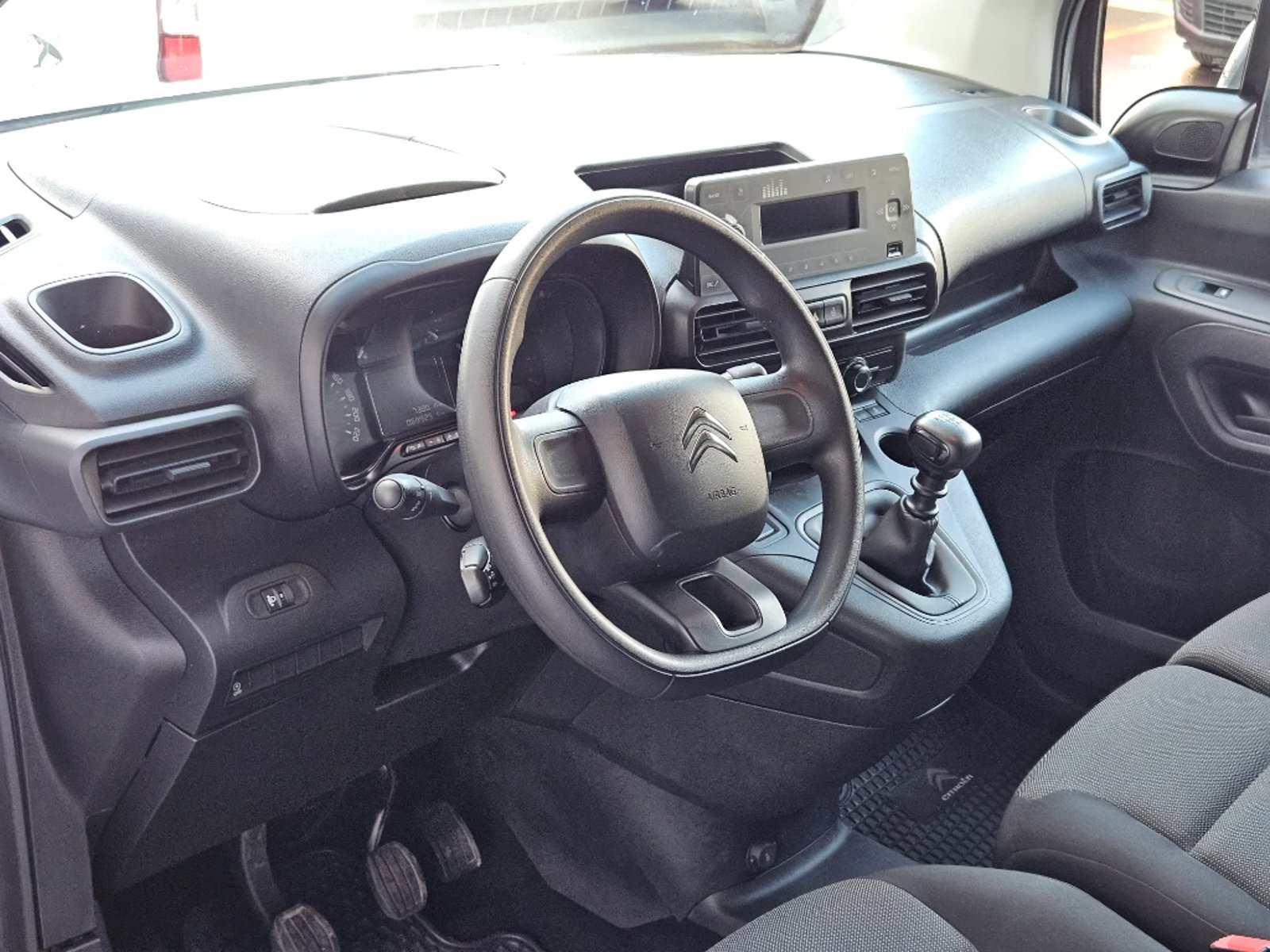 CITROEN BERLINGO 2024 - Imagen 11 de 20