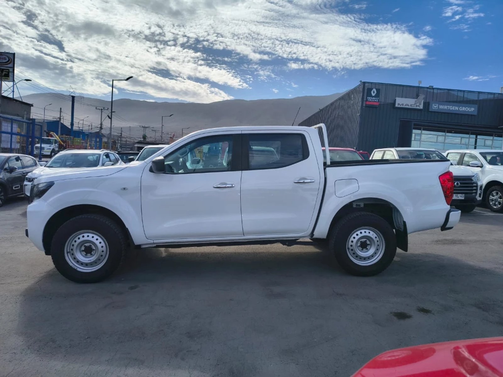 Nissan Navara 2023 - Foto 4 de 20