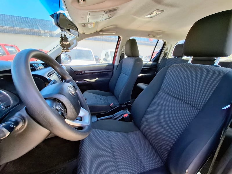 Toyota Hilux 2024 - Imagen 11 de 20
