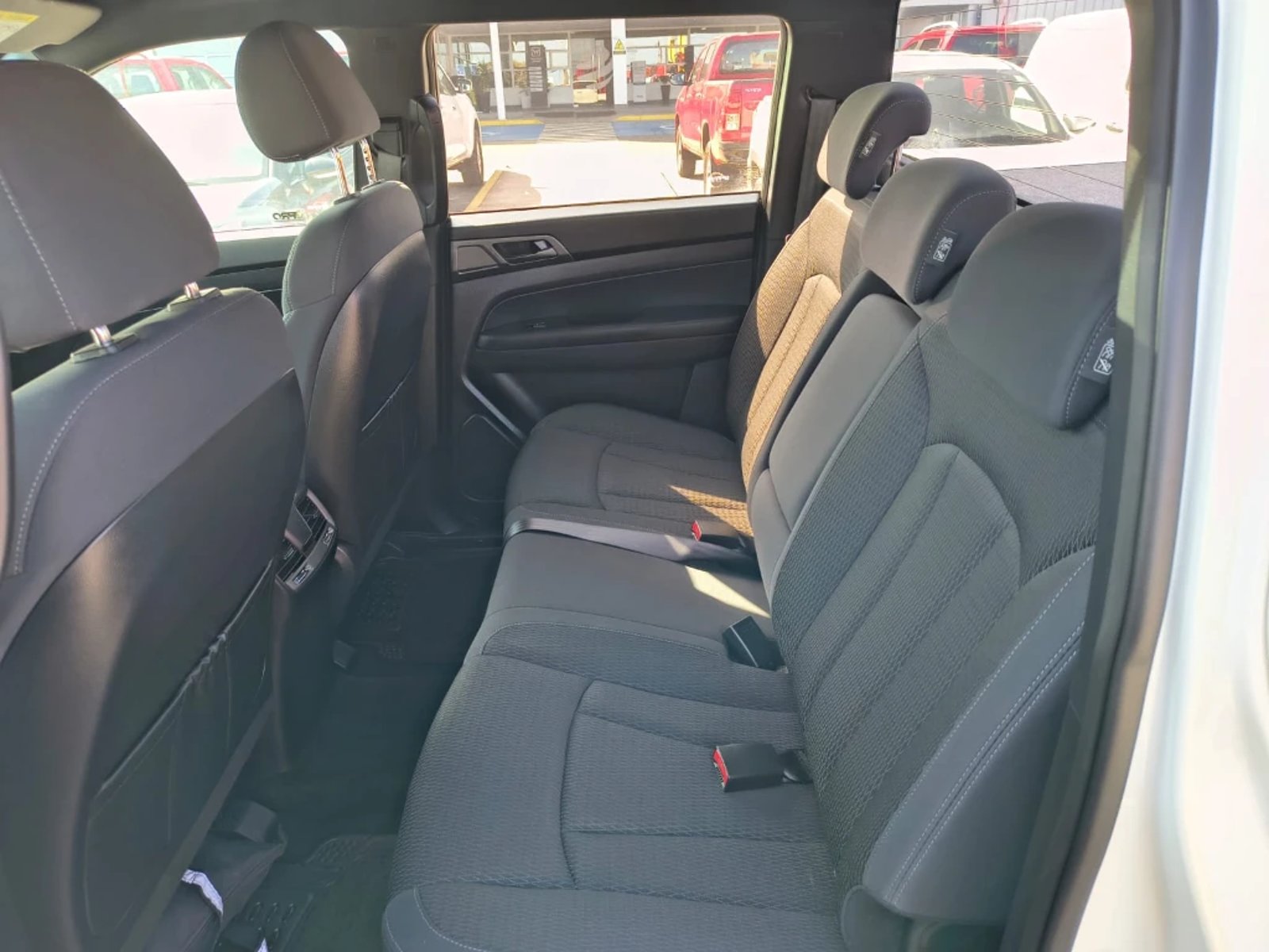 SsangYong Grand musso 2023 - Imagen 15 de 20