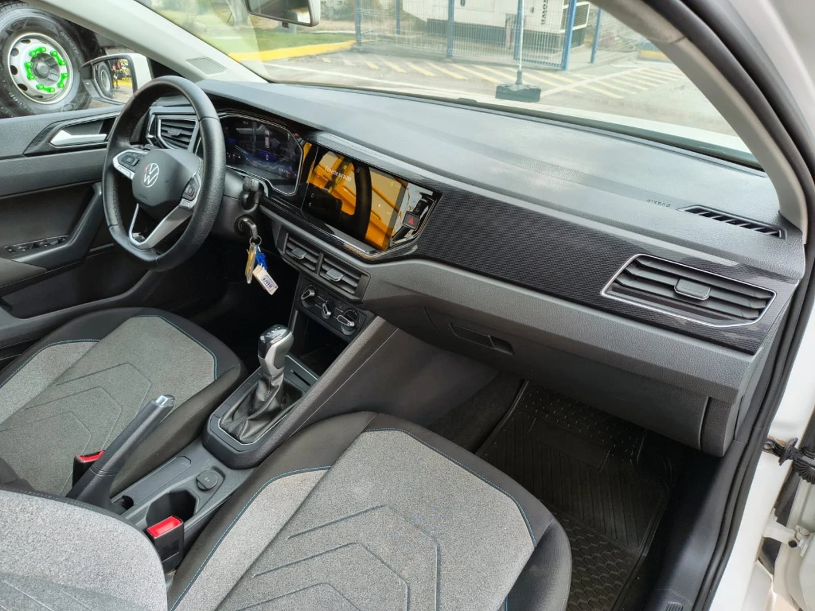 VOLKSWAGEN VIRTUS 2024 - Imagen 15 de 20