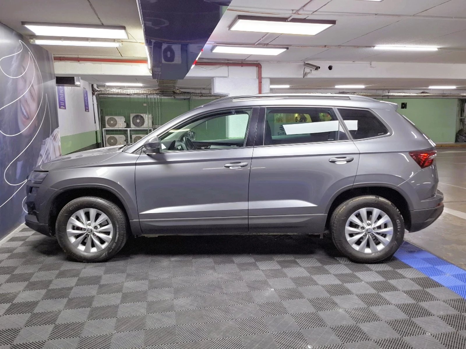 SKODA KAROQ 2024 - Imagen 8 de 20