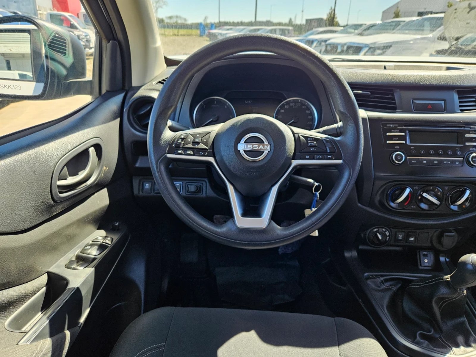NISSAN NAVARA 2023 - Imagen 13 de 20