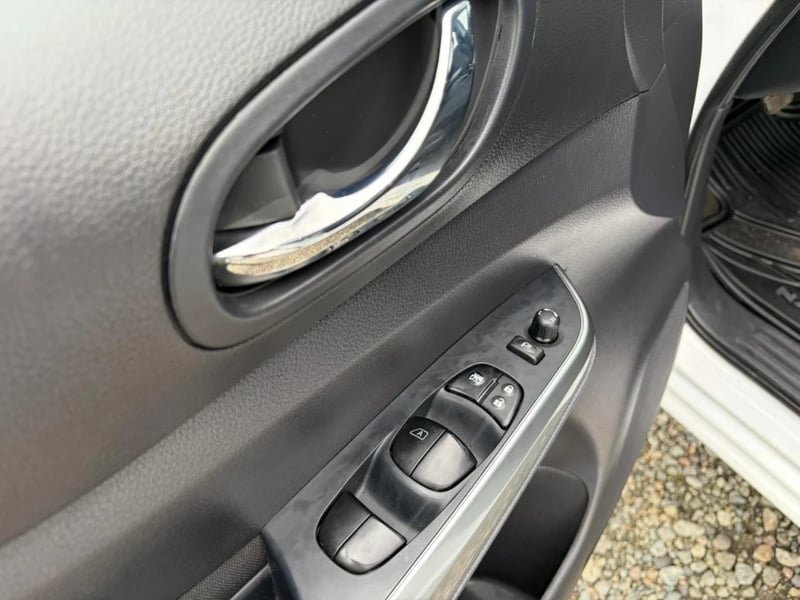 Nissan Navara 2023 - Imagen 15 de 20