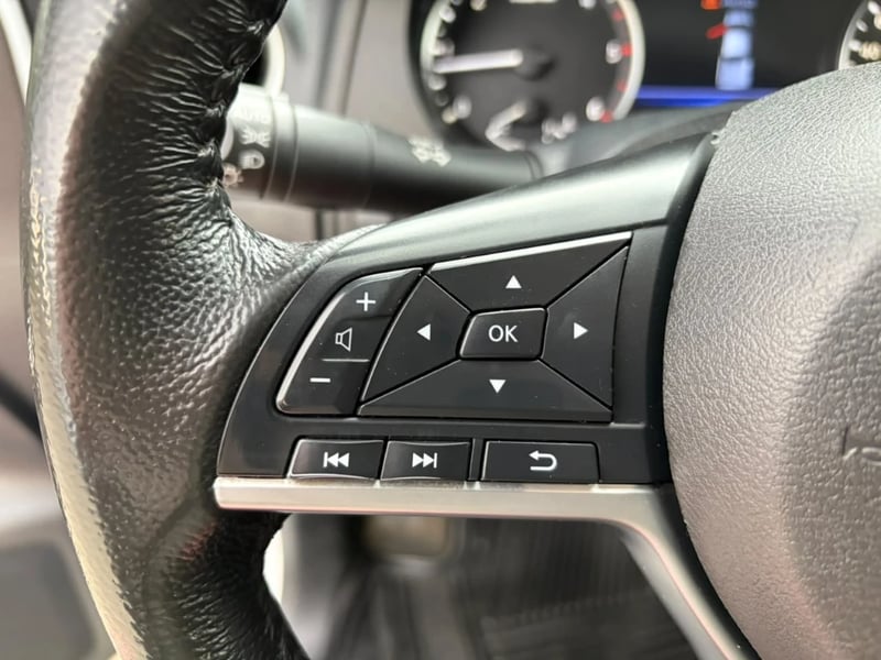 Nissan Navara 2023 - Imagen 18 de 20