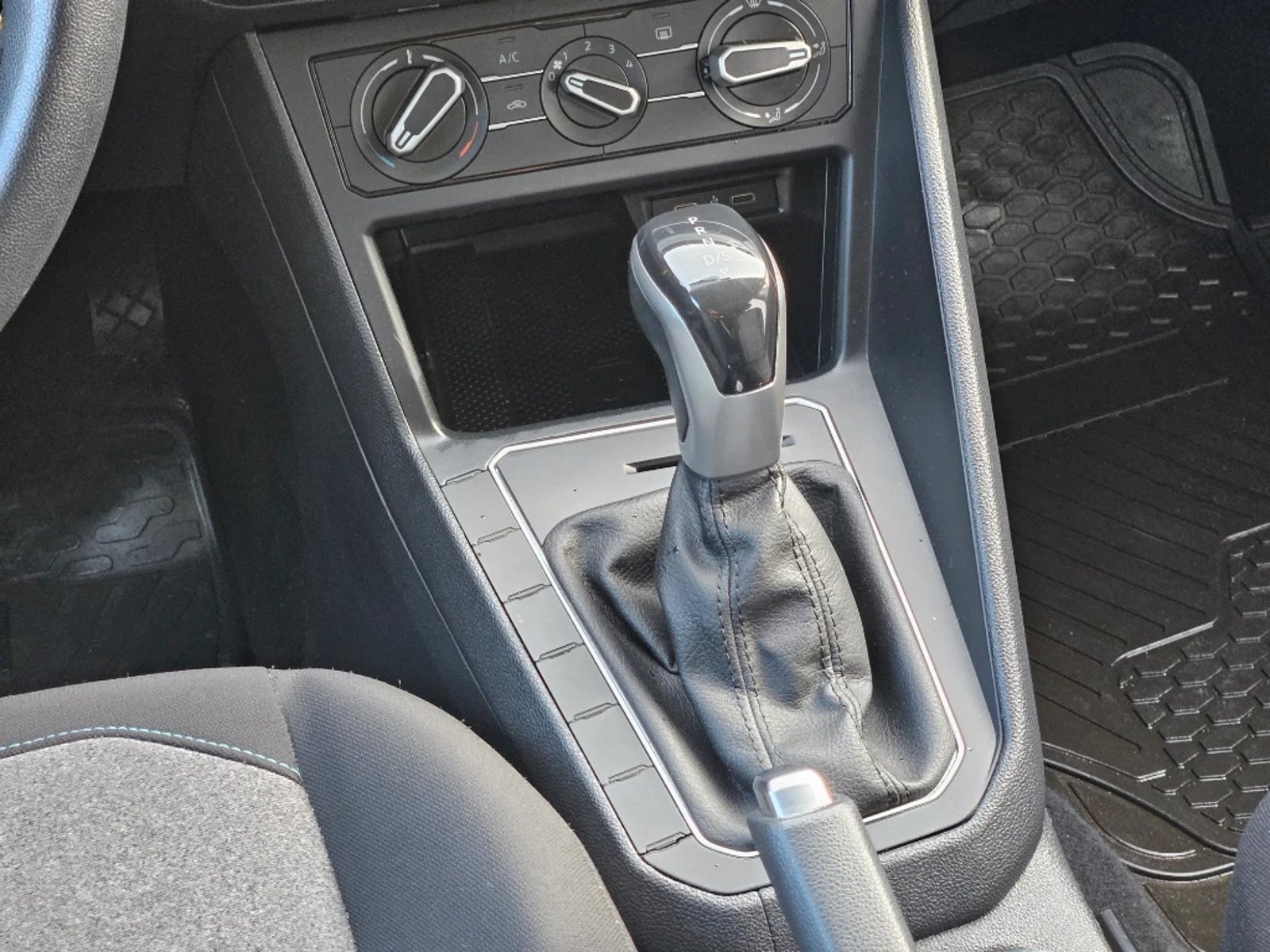 Volkswagen Virtus 2024 - Imagen 15 de 20
